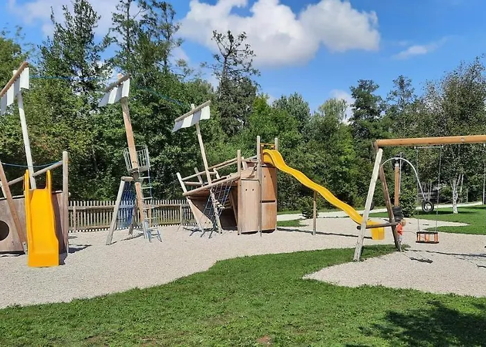 Gemuetliches Tiny Mit 30m2 Inklusive Kochmoeglichkeit